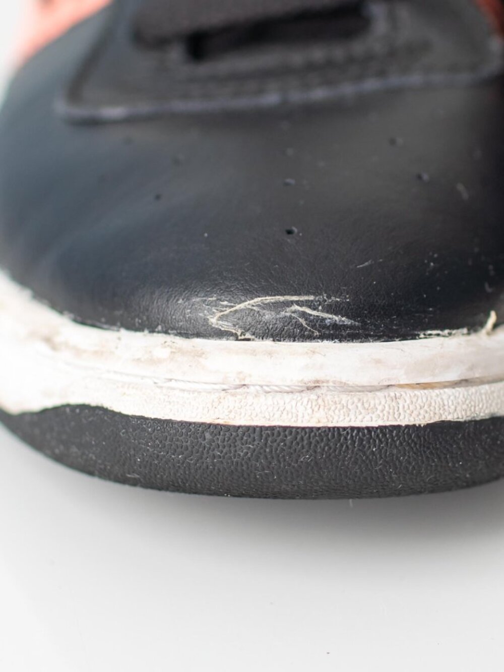 FILA Women’s Size 4 Black Coral Low Top Sneakers Casual Street Shoes Athletic - Picture 5 of 7